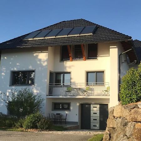Villa Haus Im Gruenen Bad Zell Exterior foto